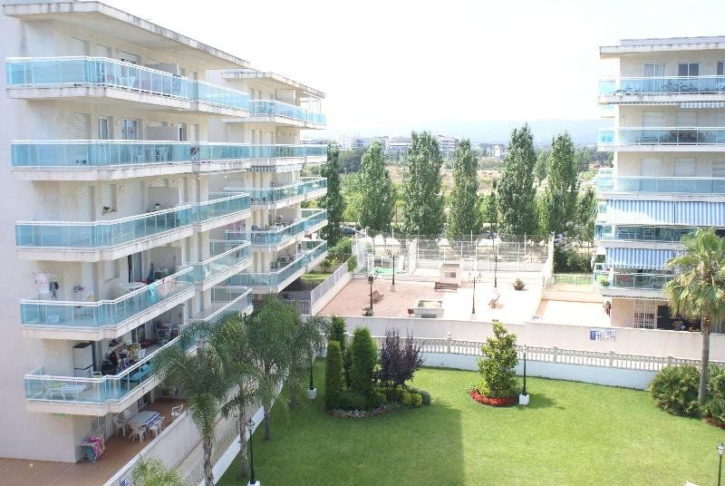 Uhc Village Park Apartments 살루 외부 사진