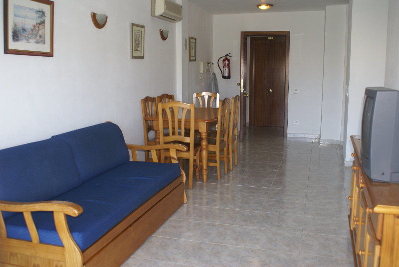 Uhc Village Park Apartments 살루 외부 사진