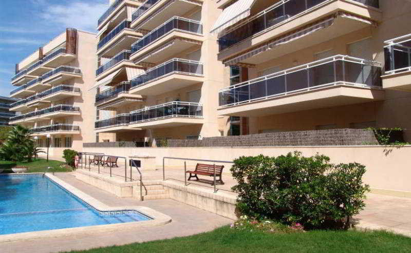 Uhc Village Park Apartments 살루 외부 사진