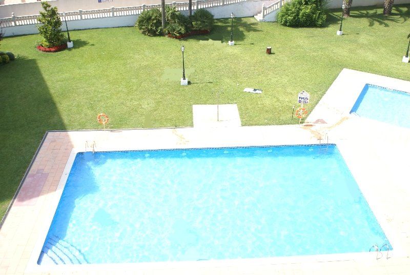 Uhc Village Park Apartments 살루 외부 사진