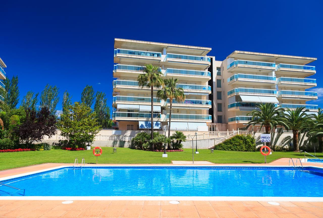 Uhc Village Park Apartments 살루 외부 사진